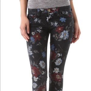 Current/Elliot Stilleto black wildflower jean sz28